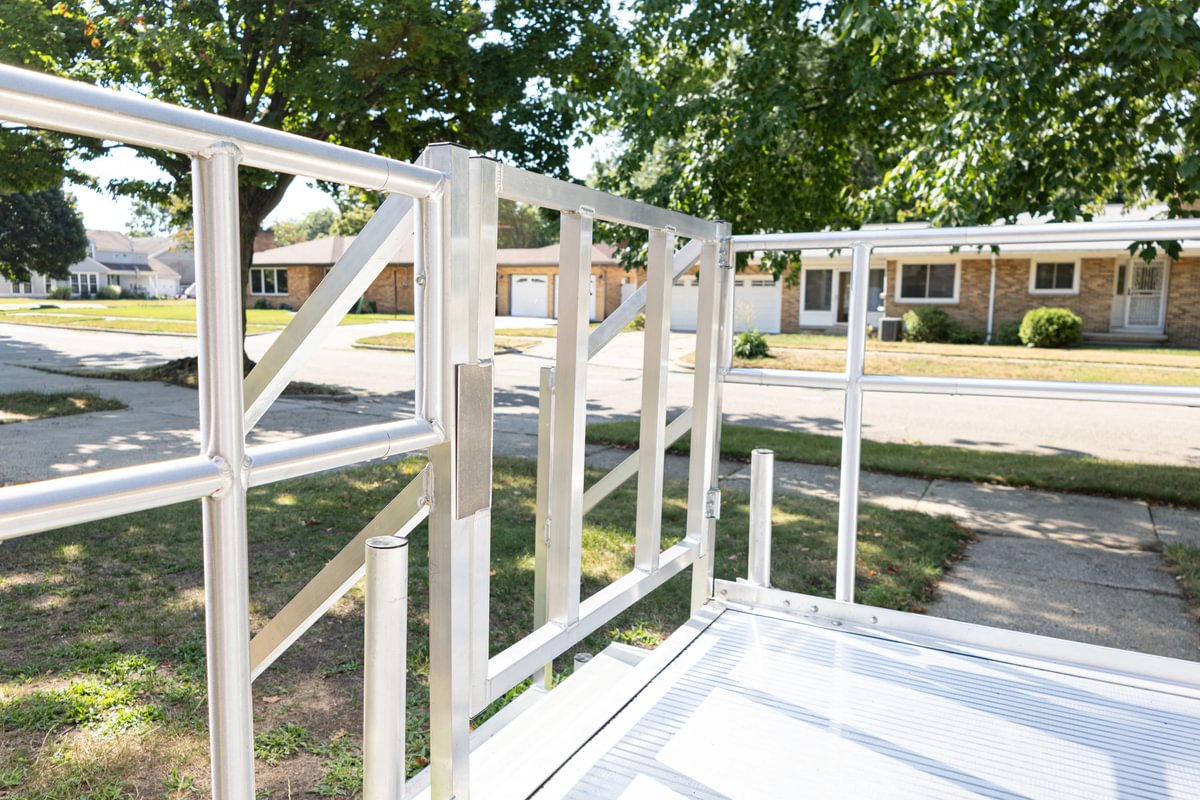 250729_0493 – Medium