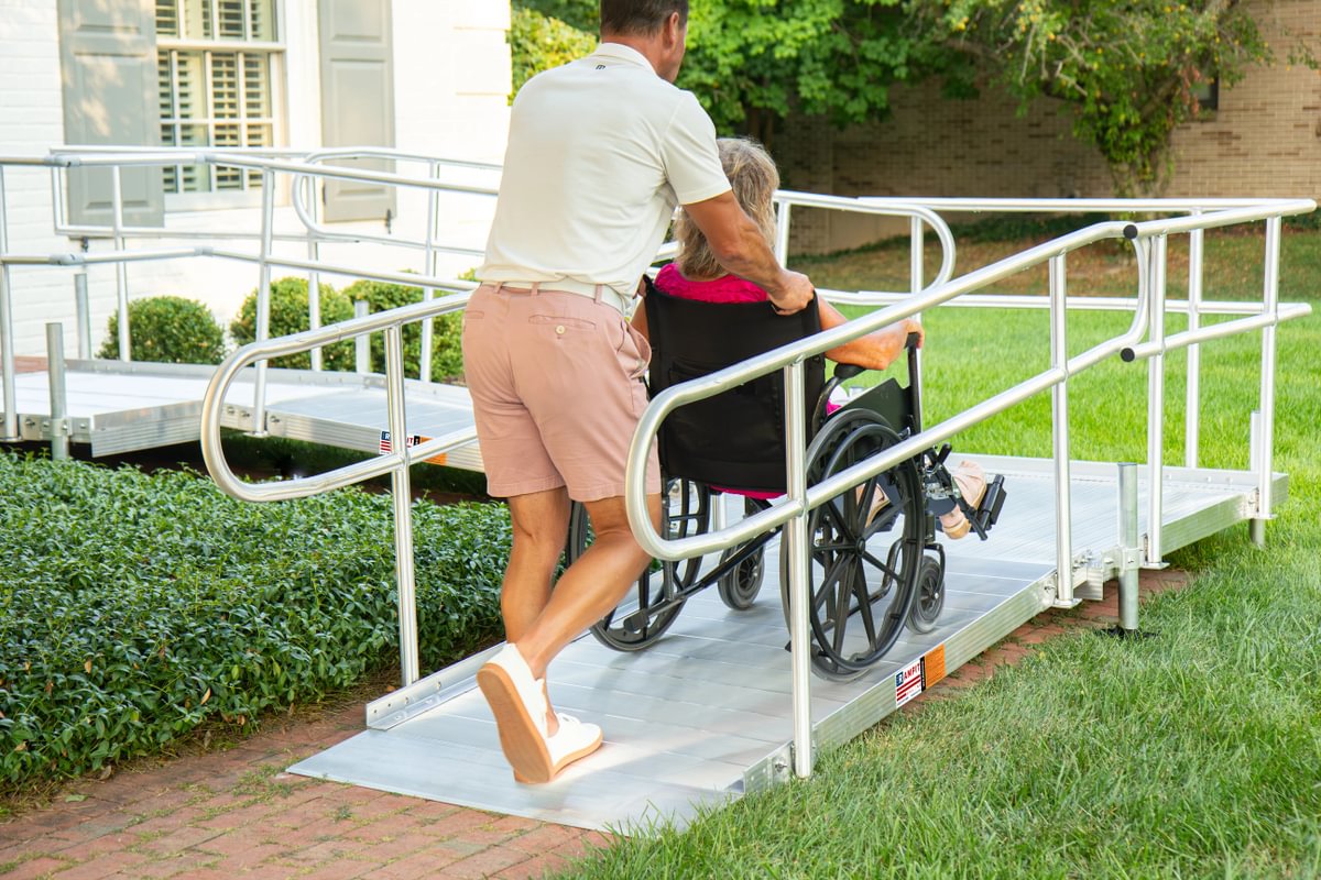 250729_B4981 – Medium