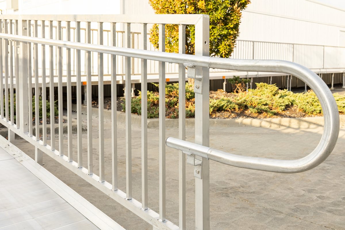 250916_6321 – Medium